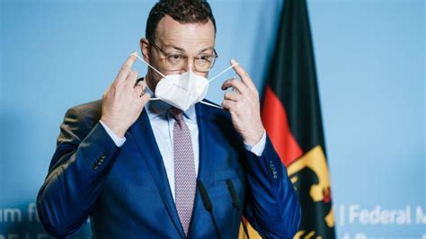 Immer mehr Impfdurchbrüche doch Jens Spahn will das Ende der