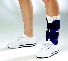 Actimove TaloCast Air Functional Ankle Brace