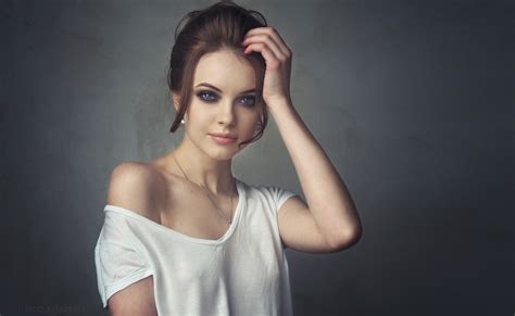 Women Brunette Blue Eyes Face Smoky Eyes Polina White Shirt No