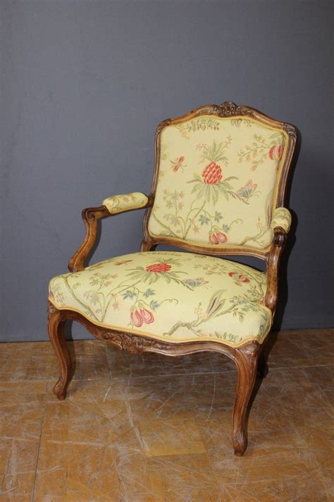 Proantic Fauteuil d époque Louis XV En Noyer à Dos Plat XVIII