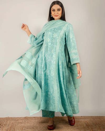 Light Teal Cotton Dupatta With Lace By Label Priya Chaudhary The