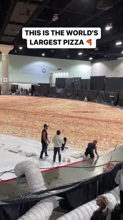 Rachel Peraza On Linkedin The Record For Worlds Largest Pizza 🍕 Was