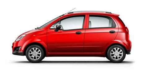 Chevrolet Spark Ls Petrol Price Specs Review Pics And Mileage In India