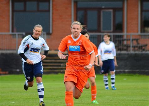 Blackpool Fc Ladies V Bolton Wanderers Ladies Fc Richard Travis Flickr