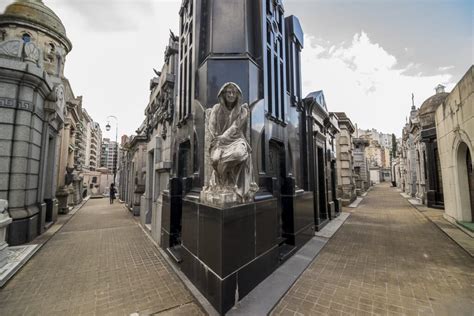 Floralis Generica Em Buenos Aires O Mundo Seu