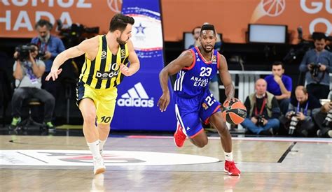 Efes In Yenisi Tak M N En Iyisi Basket Dergisi Basketbol Basketbol