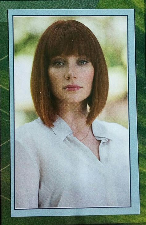 Bryce Dallas Howard As Claire Dearing In Jurassic World Jurassic Park