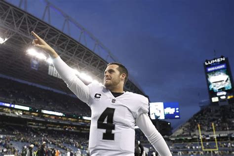 NFL World Reacts To Today's Derek Carr News