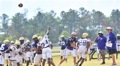 Bearcat Football Hits Field For First Time Under Walls The Post