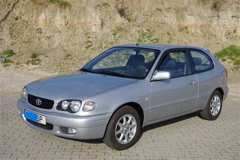 Toyota Corolla E11 modelo Sol Gâmbia Pontes Alto Guerra OLX Portugal