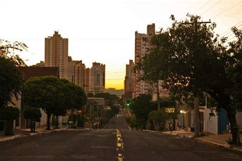 Céu Amanhece Aberto E Dia Será De Temperatura Amena Na Capital