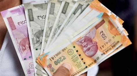 Rupee Rises Paise To Against Usd In Early Trade India Tv