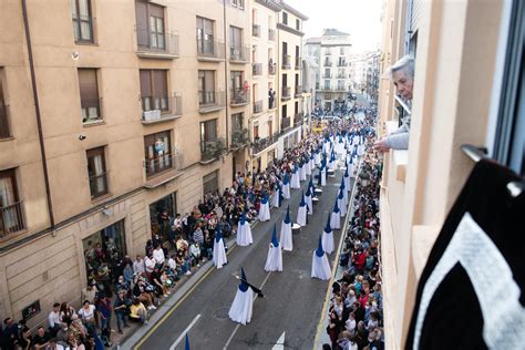 Cortes de tráfico y desvíos de autobuses por las procesiones de Semana