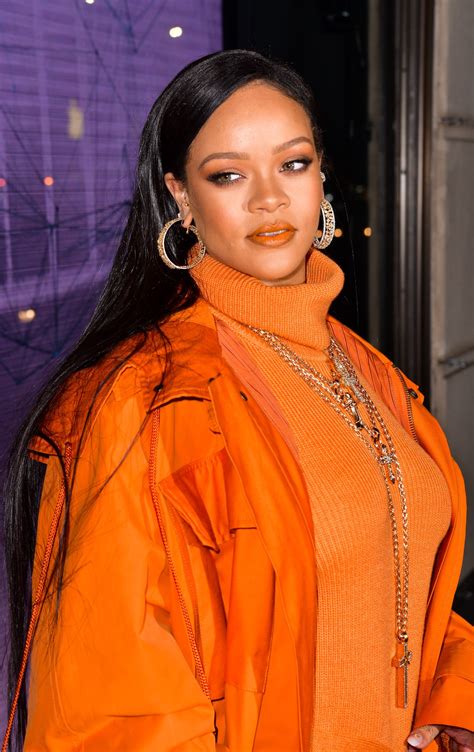 Rihanna Tries Out Horizontal Highlights Trend In Her New Savage X Fenty Campaign