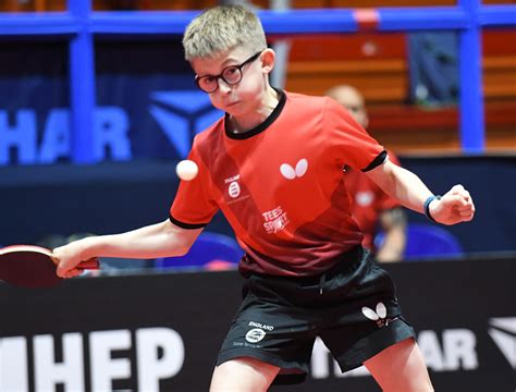kacper  misses  medal  european   table tennis england