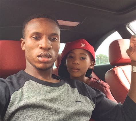 Checkout 5 Cute Photos Of Themba Zwane With His Son - Diski 365