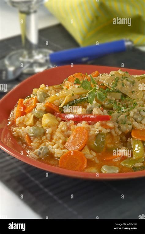 Vegetable paella rice Stock Photo - Alamy