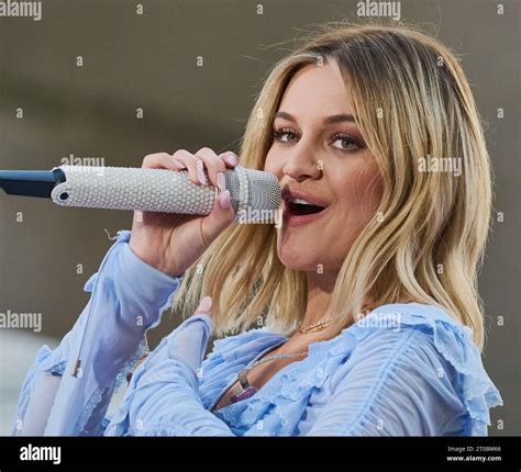 New York Ny Usa August 11 2023 Kelsea Ballerini Performs On Nbcs