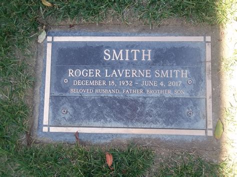 Roger Smith 1932 2017 Find A Grave Memorial Forest Lawn Memorial