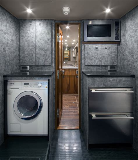 Viking Yachts Gallery For 92eb