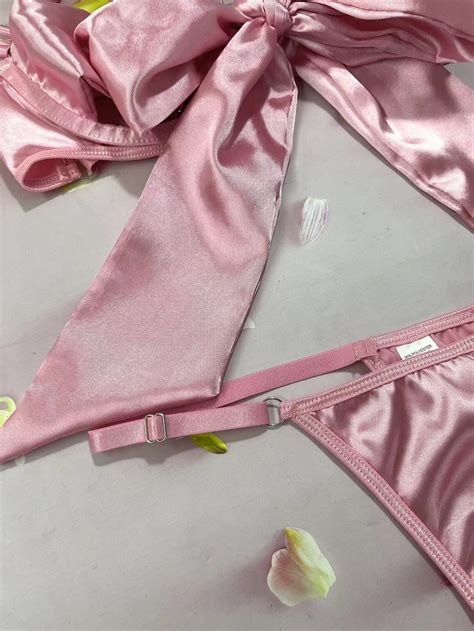 Lingerie 欧美新款热销情趣内衣精致蝴蝶结镂空性感三件套带钢圈 阿里巴巴