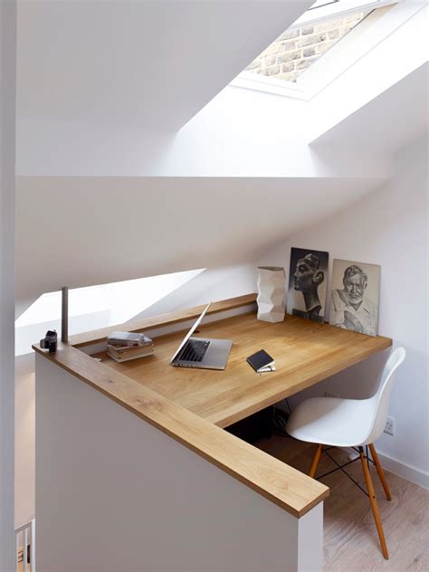 16 Prodigious Modern Home Office Interiors You Won't Stop Working In