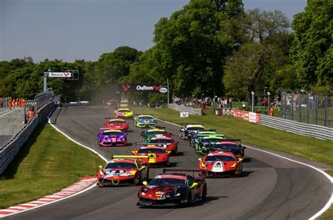 Paul Hogarth Pulls Off Another Ferrari Challenge Double Oulton Park