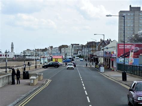 Western Esplanade Herne Bay © David Dixon Geograph Britain And Ireland