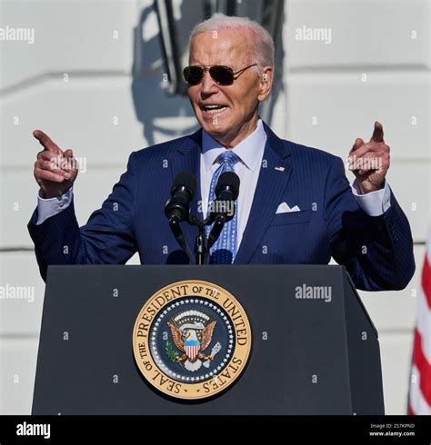 WASHINGTON, DC, USA - NOVEMBER 25, 2024: President Joe Biden Pardons the National Thanksgiving