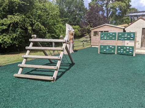 Rubber Bark Chips For Play Areas And Safety Surfacing