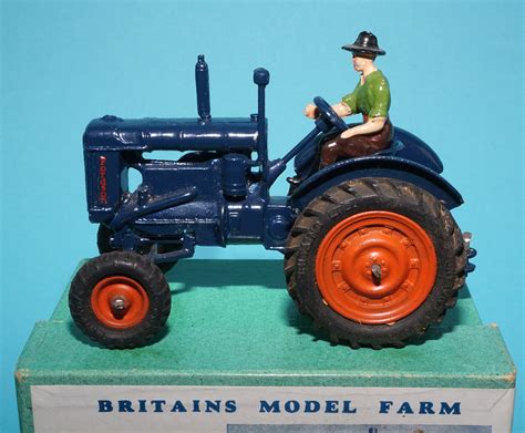 Britains Lead Farm F Fordson Major Tractor E N Rubber Tyres Boxed