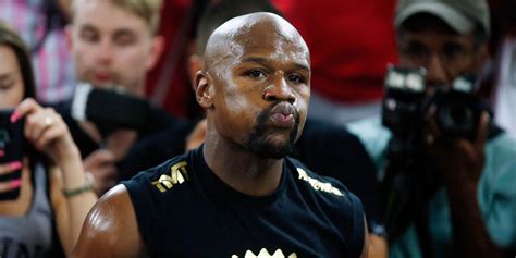 Floyd Mayweather's bodyguard reportedly shot outside hotel in Atlanta ...