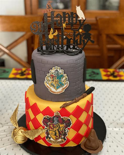 Gryffindor Birthday Cake Ideas Images Pictures