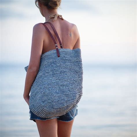 Pin by Эрбилгин Юлия on crochet it Knitted bags Beach tote bags Bags