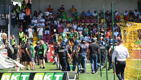 Bagarre entre supporters de l AS Saint Étienne à Rodez les kops