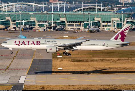 A7 BAU Qatar Airways Boeing 777 3DZER Photo By Junha Park Korea Aero