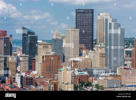 Skyline of downtown Pittsburgh Stock Photo - Alamy