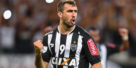 Lucas Pratto De Volta Ao Atl Tico Mg Quantos Milh Es O Galo Precisa