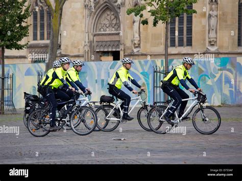 Muenster Germany Policemen Radstreife Stock Photo Alamy