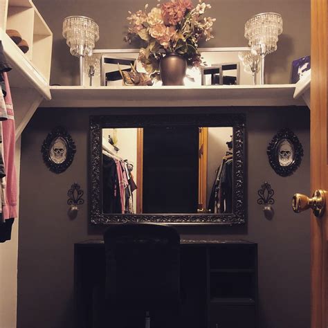 Creepyvanity Vanityideas Creepy Gothicvanity Gothic Vanity