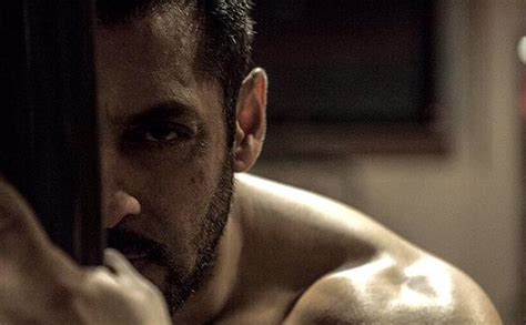 Sultan New Still Salman Khan Flaunts His Beefed Up Look Koimoi