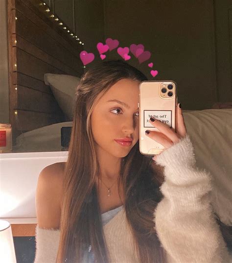 Sydney Serena En Instagram Cute Selfie Ideas Mirror Selfie