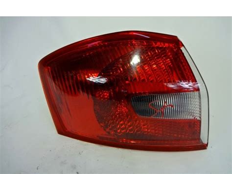 Faro Fanale Esterno Posteriore Lato Sinistro Ford Kuga