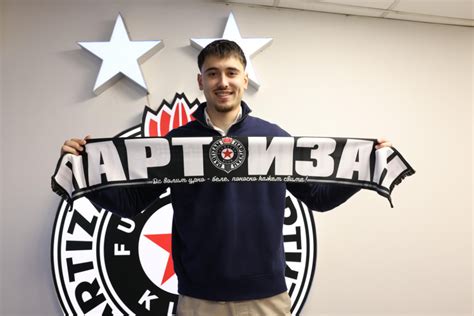 Nikola Mili I Potpisao Za Partizan