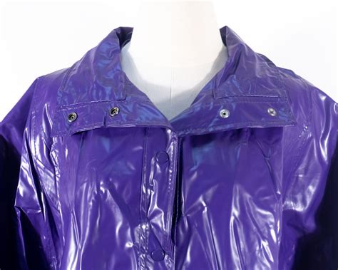 Vintage Kenn Sporn For Wippette Purple Vinyl Raincoat Large Shoulder