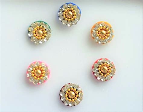 Lbrc Round Coloured Crystal Fancy Bindis Mystikalzen