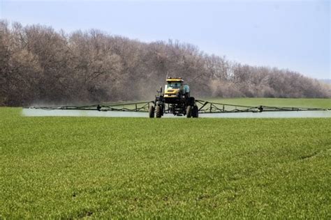 Commercial Pesticide Applicators Training Scheduled Theperrynews