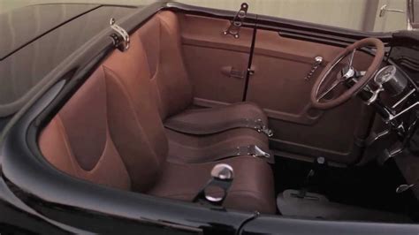 32 Ford roadster interior