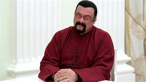 Steven Seagal Detonado Em Entrevista Por Ator Famoso