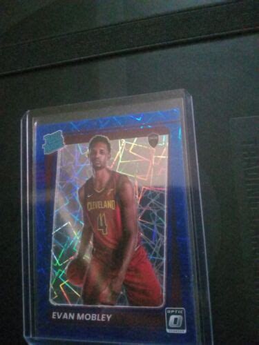 Donruss Optic Evan Mobley Rated Rookie Blue Velocity Prizm